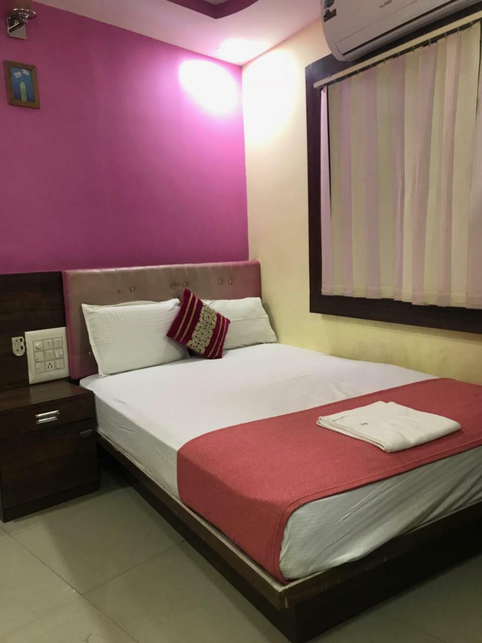 Highland Inn Hotel Mangalore Exterior photo